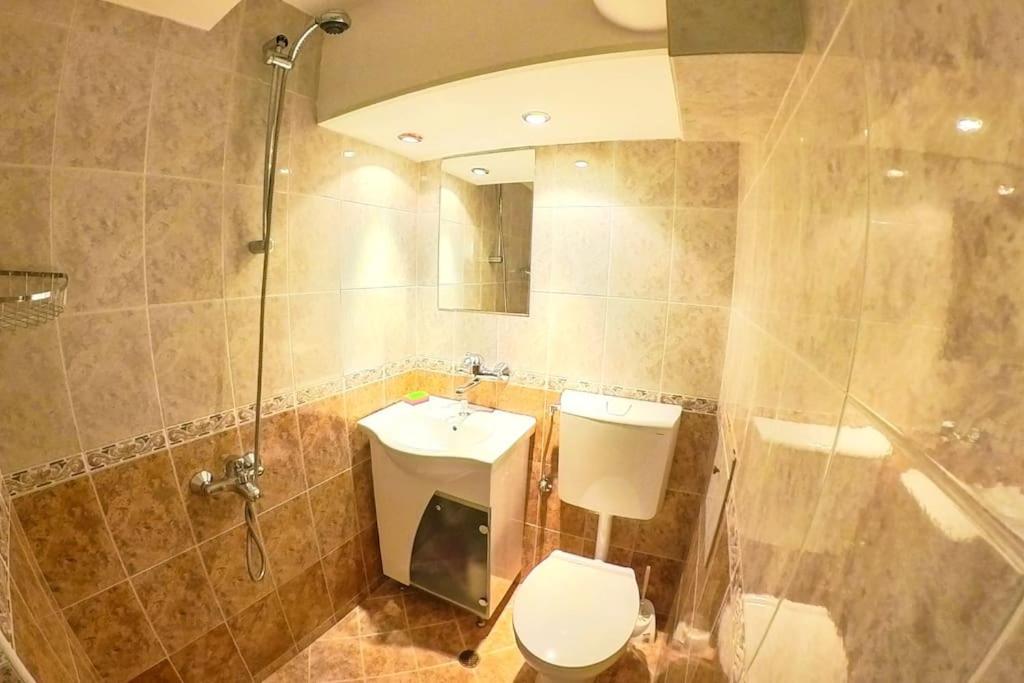 Studio With Courtyard Just Steps Away Vitosha Str Sofia Exterior photo